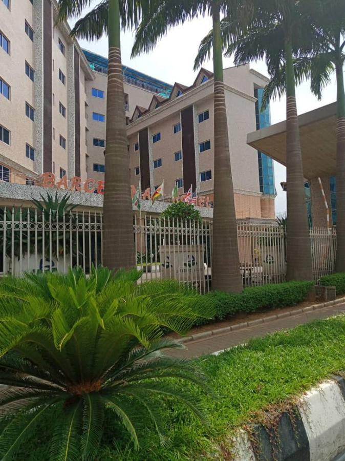 Barcelona Hotels, Abuja Mobushipe Экстерьер фото